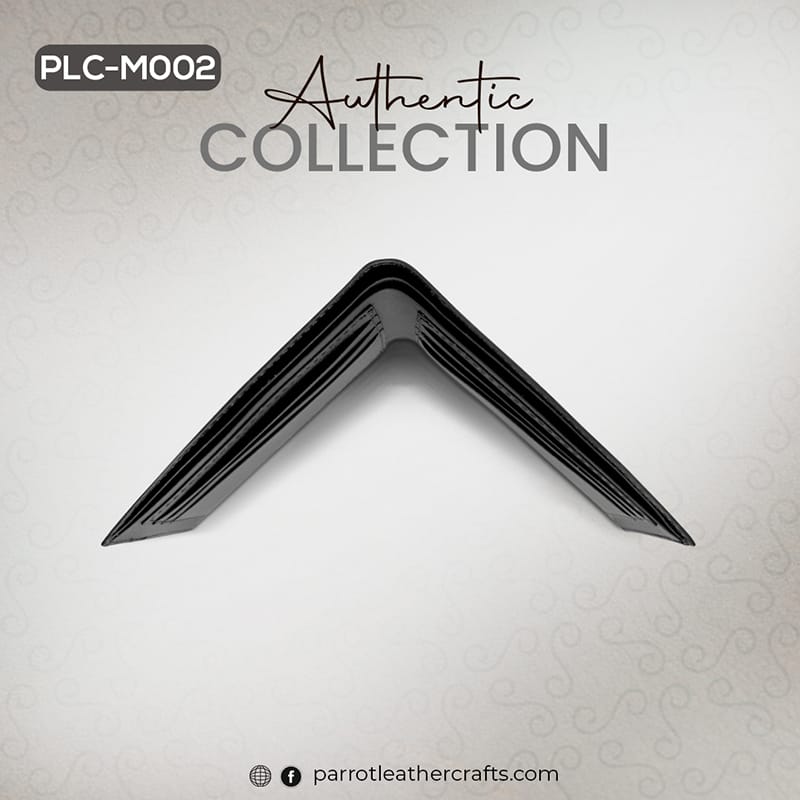 Interior view of the money bag for men showing empty card slots and bill compartment